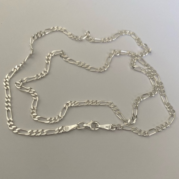 Unisex 925 Silver 3mm necklace 22.5 inch figaro chain - Picture 3 of 6
